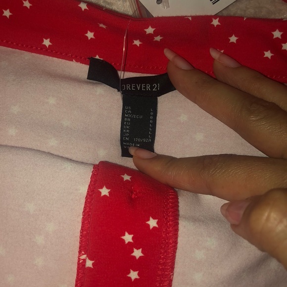 Red crop top - Picture 3 of 3